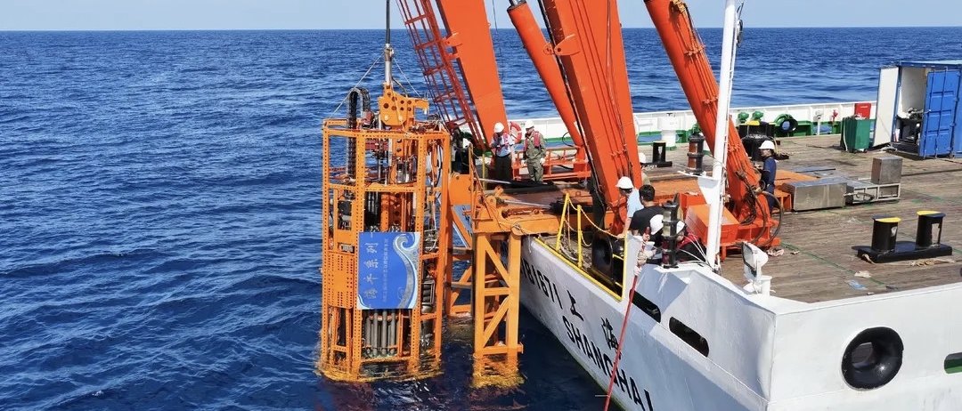 Subsea package deployed over the side offshore